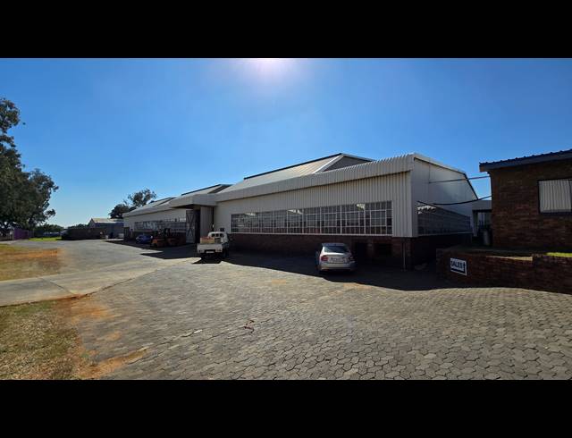 6,225M² WAREHOUSE FOR SALE IN CHLOORKOP